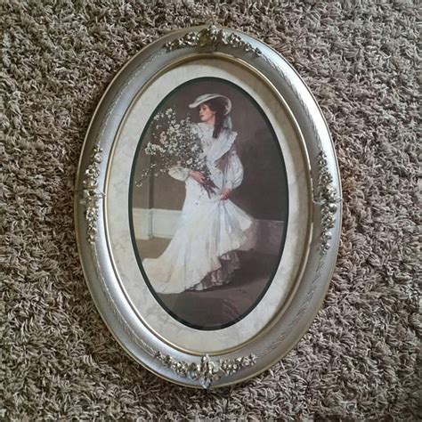 During the victorian era, as it can be expected, several styles of décor went in and out of popularity. Lady Woman with Bouquet of Flowers, Victorian Era Bride ...