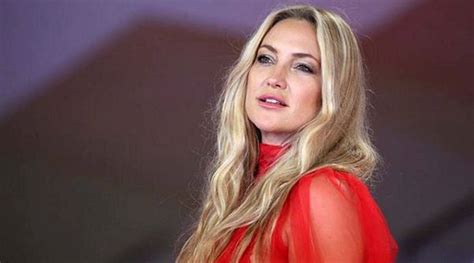 Venice Film Festival Kate Hudson Turns Heads In A Black Halter Neck Dress And A Red Gown