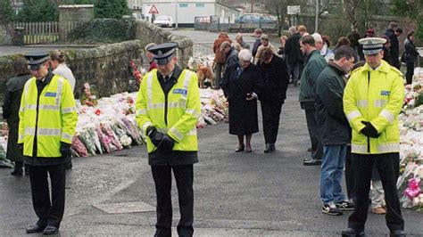 Dunblanes Snowdrops How A School Shooting Changed British Gun Laws