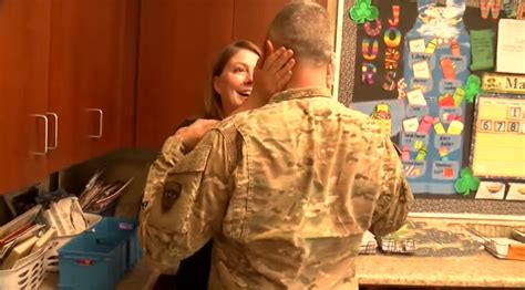 Soldier Surprises Wife In Tucson Classroom Welcome Home Blog