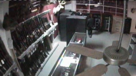 10000 Reward Offered To Help Find Suspect In Lexington Pawn Shop Gun Theft