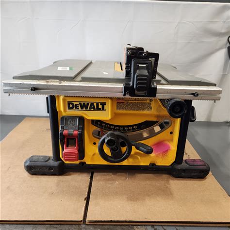 Good Dewalt 15 Amp Corded 8 1 4 In Compact Jobsite Tablesaw