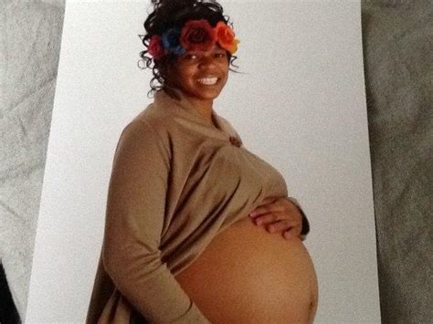 Photos Moms Show Off Their Full Term Baby Bumps Babycenter