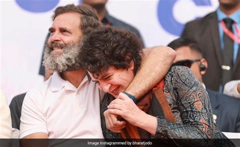 Viral Video Rahul Gandhi Hugs Kisses Sister Priyanka During Bharat Jodo Yatra