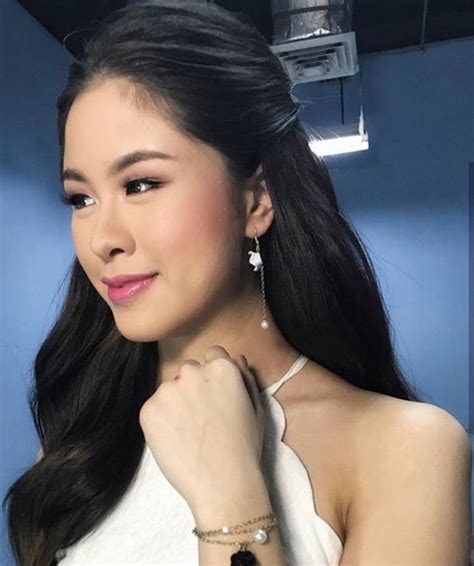 filipina actress lucky 7 reality television recording artists beauty queens kisses ear