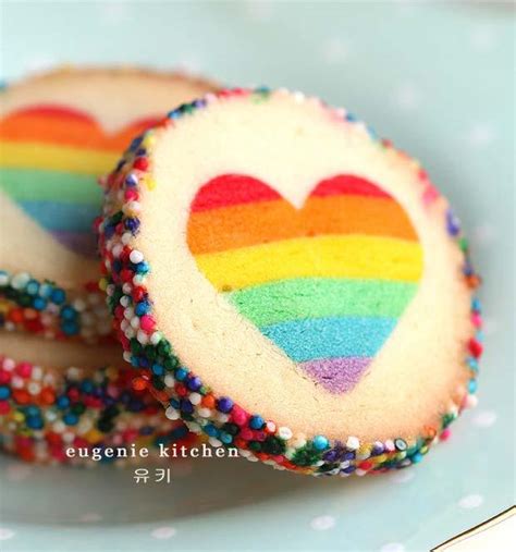 Video tutorial rainbow heart cookies: biscotti decorati ...