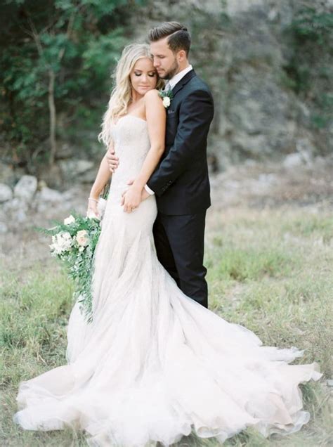 21 Enchanting Wedding Photography Ideas Ethereal Wedding Photography