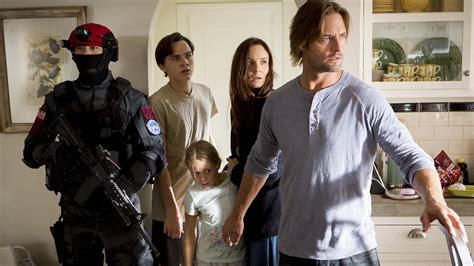 Tv Review “colony” Season 2 The Ucsd Guardian