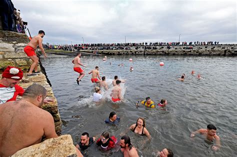 New Years Day Swimmers Brave The Cold Sea Belfast Live