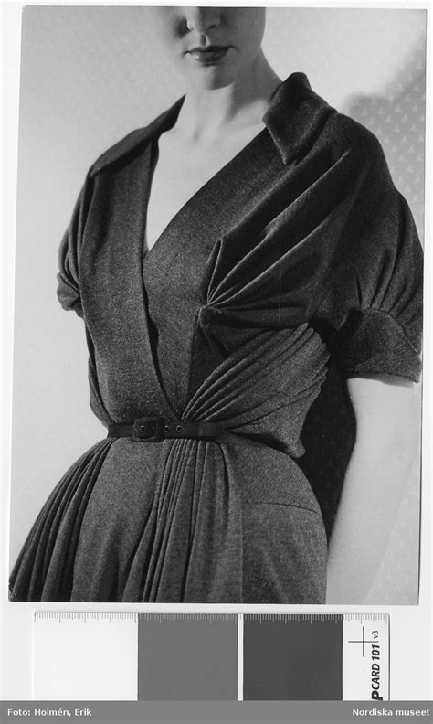 Modell i klänning från Madame Grès 1952 Nordiska Kompaniet Fotograf
