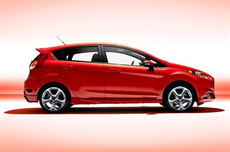 2015 Ford Fiesta And Fiesta St Prices Reduced By 235 485
