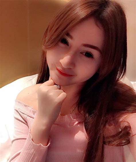 Winny Putri Lubis Sexy Pics 2017 Part 2 Model Sexy Indonesia