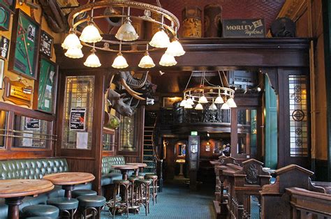 Irish Pub Interior English Interior Pub Decor Restaurant Decor Cafe