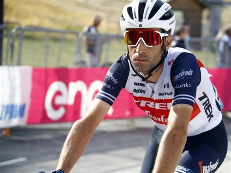 Vediamo la programmazione per la corsa rosa tra speciali, approfondimenti e diretta tv. DIRETTA GIRO D'ITALIA 2020/ Geoghegan Hart vince la 15 ...
