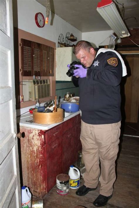 Sheriff’s deputies hone crime scene skills at staged murder-suicide