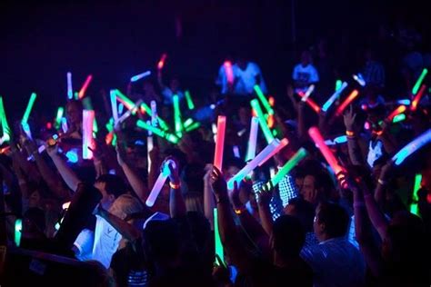 Glow Stick Concert Glowsticks Photo 39566520 Fanpop