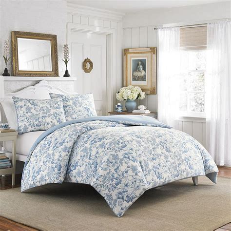 Laura Ashley Brompton Wedgewood Blue And White Floral Queen Duvet Cover
