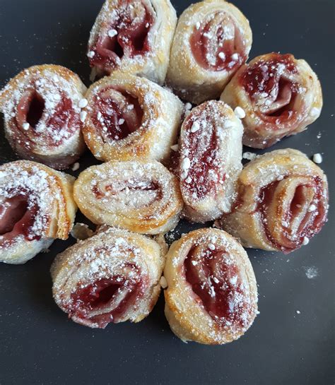 Raspberry Jam Puff Pastry Scrolls Puff Pastry Desserts Pastry Puff