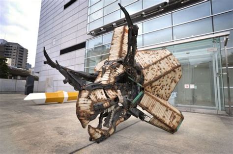 Japanese Student Creates Beautiful Scrap Metal Sculpture