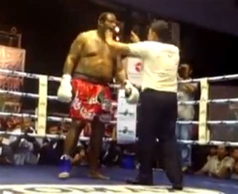 Riddick Bowe Comes A Cropper On Thai Boxing Debut Metro News