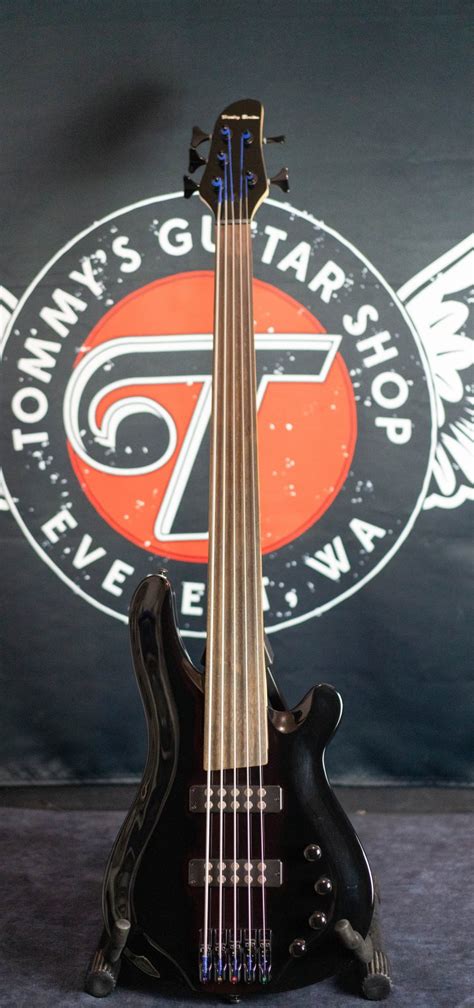 Harley Benton B 550fl Bk Progressive Series 5 String Fretless Bass