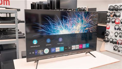 Samsung 50 AU7000 UHD 4K Smart TV Product Review The Best Singapore