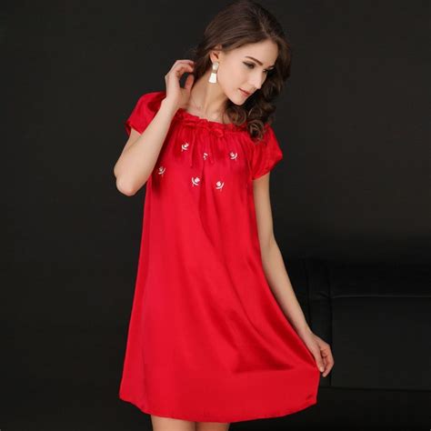 New Fashion 100 Pure Silk Nightgown Round Neck Sleepwear Grow For