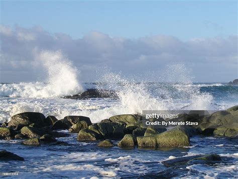 Ocean Waves Crashing Into Rocks High Res Stock Photo Getty Images