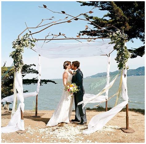 Sleeps up to 19 and. 4 Steps to Choosing Your San Francisco Wedding Venue