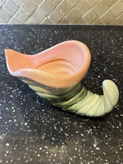 Vintage Hull Pottery 64 Cornucopia Horn Shell Vase Planter Usa Pink