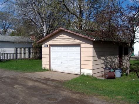 What is the cost of a two car garage? What Is the Average Cost to Build a Garage Yourself?