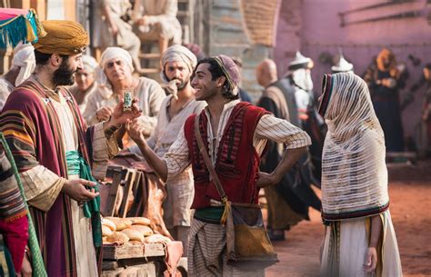 Critique Aladdin Le Film Live L Cran Miroir