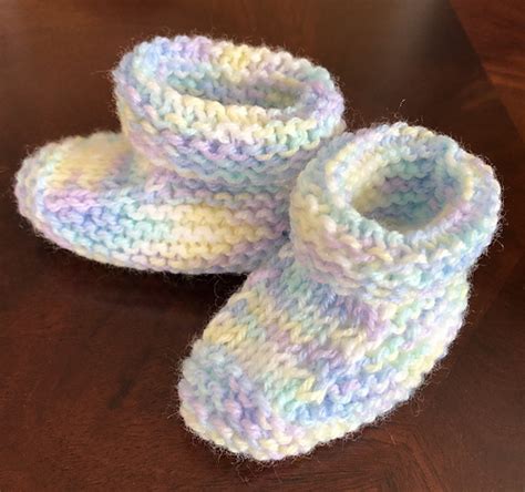 Ravelry Babbity Baby Booties Pattern By Marianna Mel