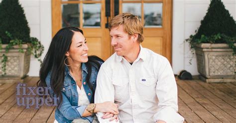 Joanna Gaines Instagram Profitability Blows Husband Chip S Out Of The Water Here S How Much