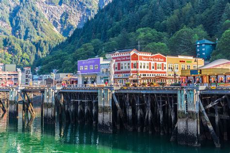 When Is the Best Time to Visit Alaska? - The Family Vacation Guide