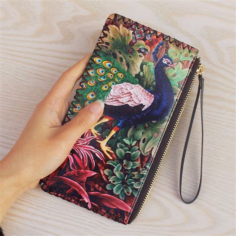 For your new accessory, look for a wallet that has rfid blocking, a secure closing mechanism, and a large capacity so you can keep everything from your change to your phone in the same place. Womens wallets and purses ladies vintage PU leather women ...