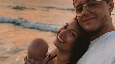Paola maria erwartet ihr erstes kind. Werden Paola und Sascha zweites Baby so spät zeigen wie ...