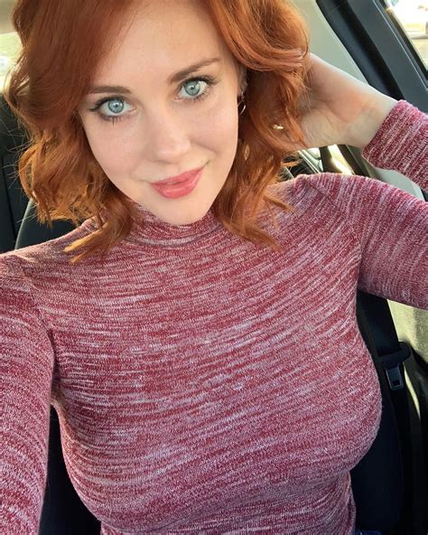 Maitland Ward This Is The Most Clothed You’ll See Me All Weekend Come See Me Comicconla