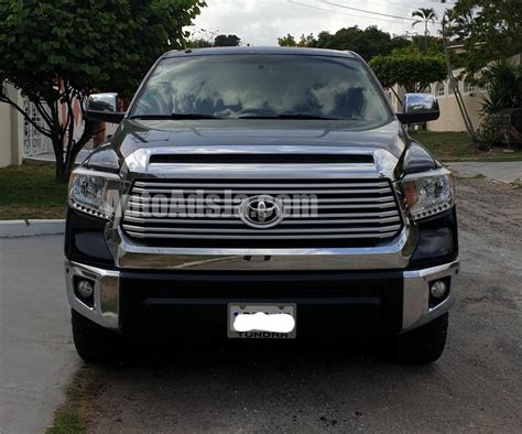 The 2021 toyota tundra comes with a burly v8 engine, but it also has sloppy handling, poor fuel economy ratings, and a disappointing ride quality. 2017 Toyota TUNDRA for sale in Kingston / St. Andrew, Jamaica | AutoAdsJa.com