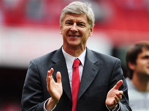 Arsène wenger obe (strasbourg, 1949. Libéria : Arsène Wenger célèbre déjà la victoire de George ...