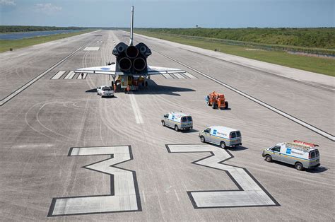 Replica On The Runway Mock Orbiter Lands On Real Space Shuttle Strip
