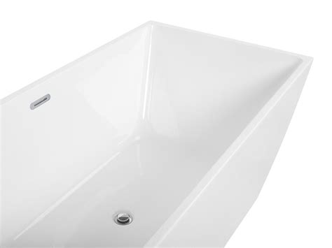 Jetzt günstig die wohnung mit gebrauchten möbeln einrichten auf ebay. Badewanne freistehend eckig CABRUNA | Beliani.de