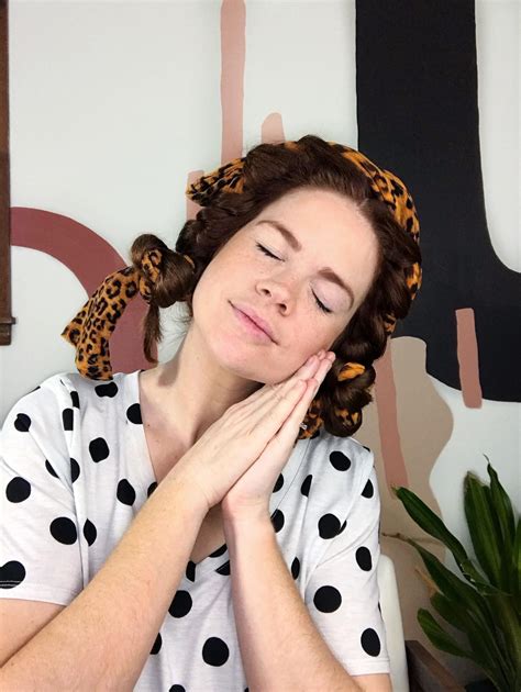 Heres How To Do Easy Overnight Heatless Curls The Pearl Pages