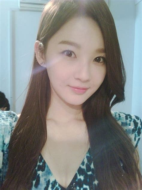 Kang Min Kyung Davichi Kecantikan