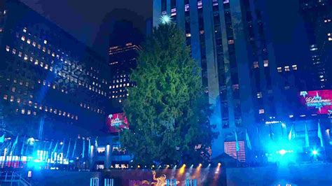 Rockefeller Tree Lights Up