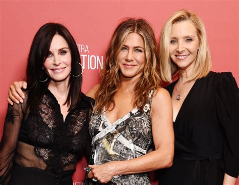 Jennifer Aniston Shares Backstage Photos From Friends Reunion