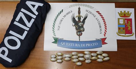 L Eroina Viaggia In Treno Enne Arrestato Con Grammi Di Droga