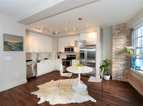 I know i keep using the same word, but seriously there is no reason to look any further at vacation homes in new orleans. The California Building - New Orleans, LA | Apartment Finder