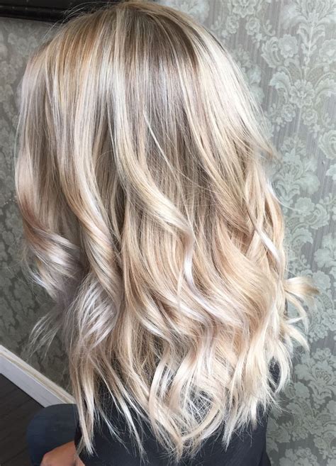 Beautiful Platinum Blonde Hair Painted Hair Balayage Highlights Balayage Ombre Light Blonde