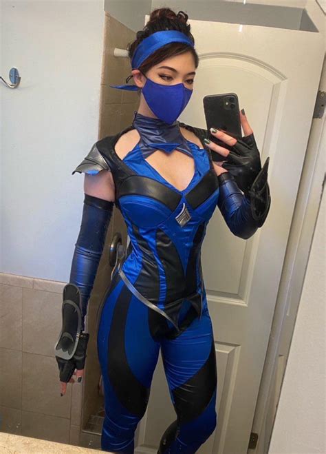 Just Finished My Kitana Cosplay For Katsucon And Thought I’d Share It Here R Mortalkombat